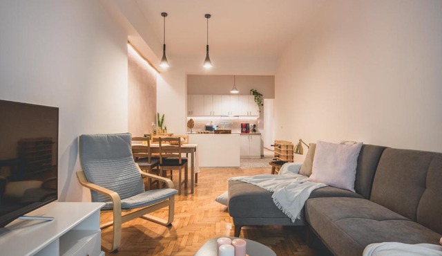 90m2 Luxury Apartment in the Heart of Athens - Living Stone Sunstone