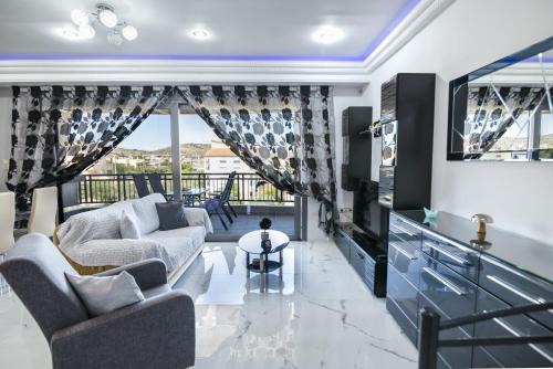 Aarchon Apartments & luxury Suites