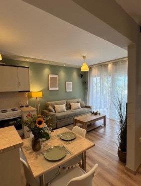 Aelia seaside apartment oropos