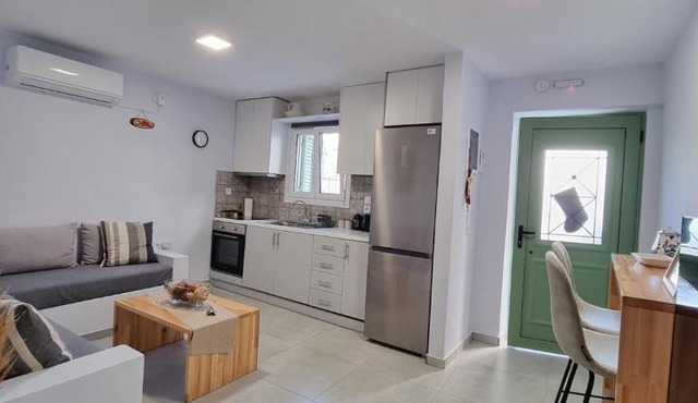 Aeolus Apartment I