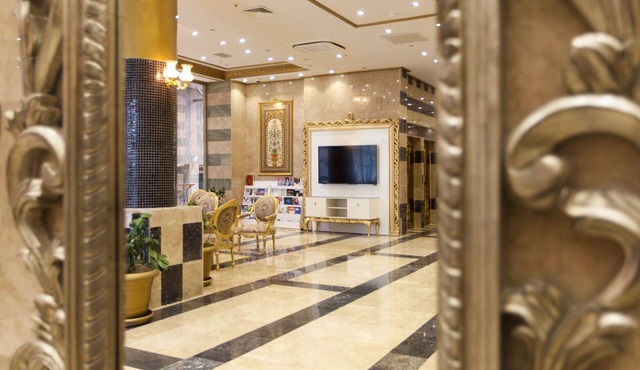 Alrazi Hotel