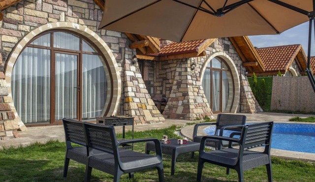 Amazing Stone House with Private Pool in Iznik