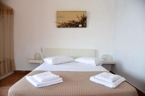 Anna Rooms Kythnos