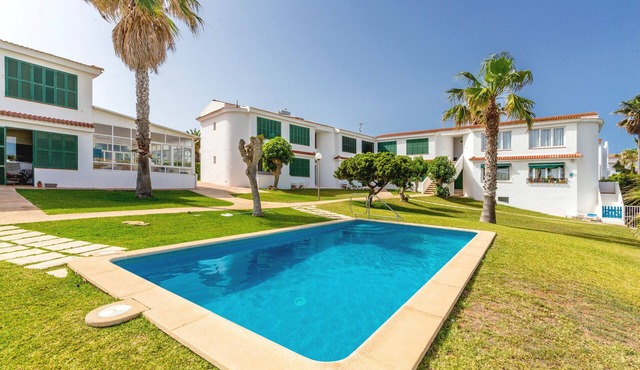 Apartment 'De Playa En Ciutadella' with Shared Pool, Shared Garden and Wi-Fi