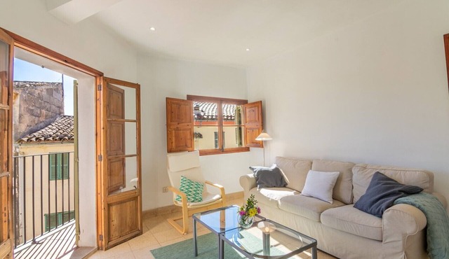 Apartment 'Maca Sol' with Private Terrace, Wi-Fi and Air Conditioning