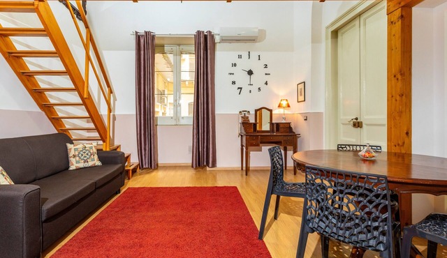 Apartment 'Magma' with Wi-Fi and Air Conditioning