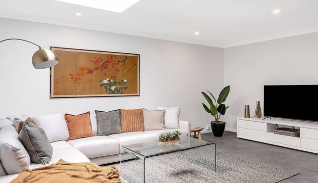 Balmain Harbour Hideaway