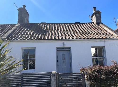 Beautiful Coastal Cottage in Pittenweem
