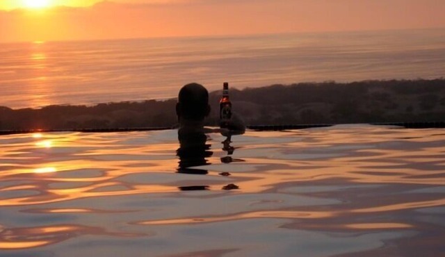 Beautiful Luxury Villa and Private Casita with Panoramic Ocean Views