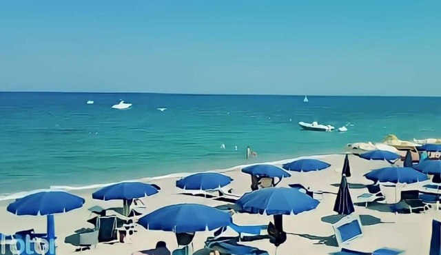 Beautiful two-room apartment near the sea, equipped with all amenities