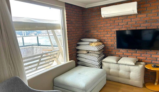 Best Terrace Apartment in Istanbul! Amazing Bosphorus View, Loft Apartment