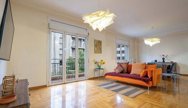 Blue Harmony 3BR Heart of Athens by ΜΡS