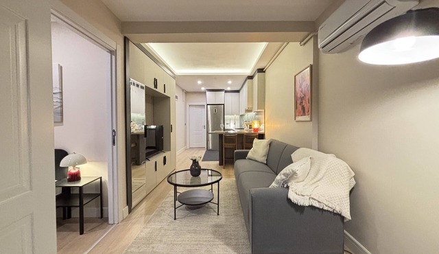 Brand New 1BR in Şişli – Prime Location