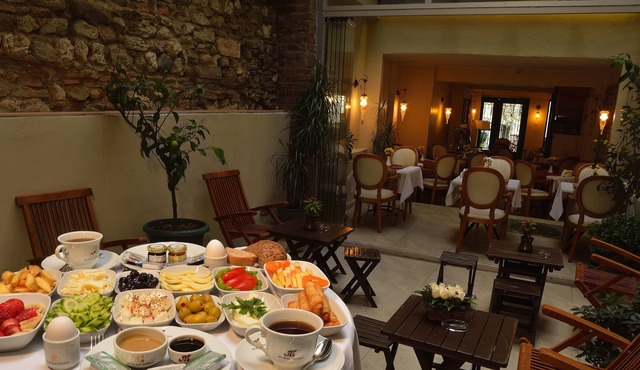 By Murat Royal Hotels