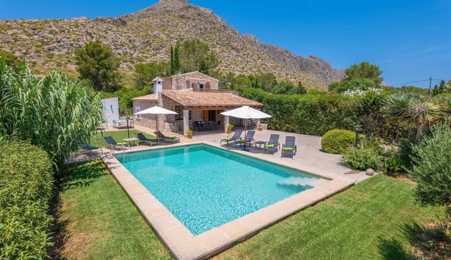 CA'N COLL - Cozy country house with private pool in Pollença. Free WiFi