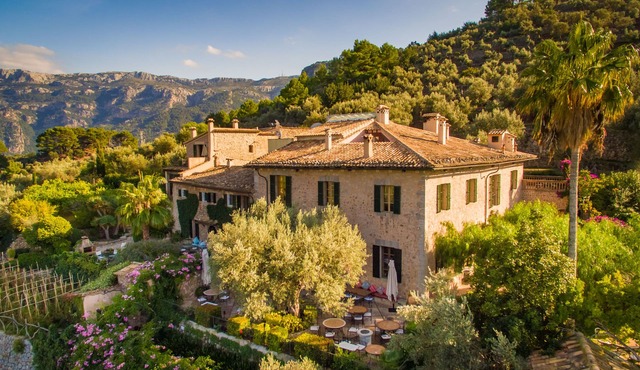 Ca's Xorc Luxury Retreat- Adults Only