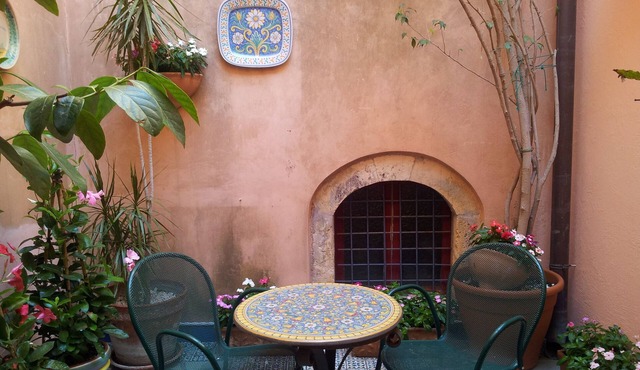 CASA CICALA with 2 terraces and 2 balconies. 90 Sqm