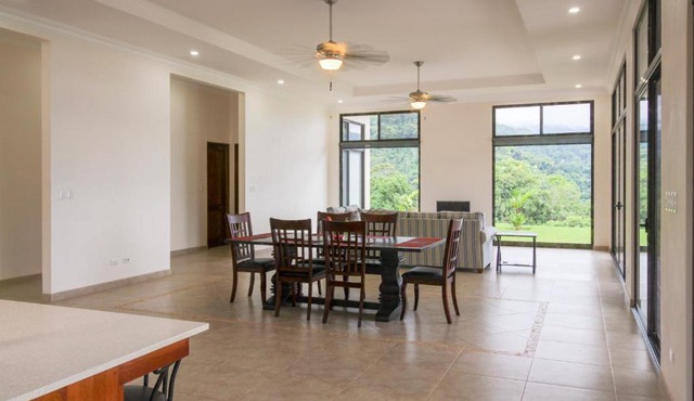 Casa Crystal
