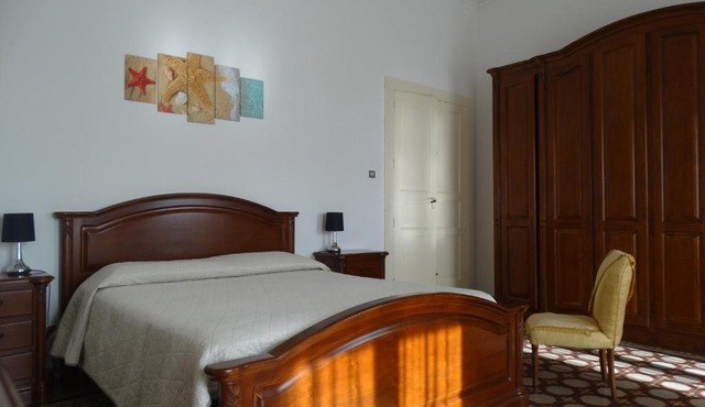 Casa Piruni