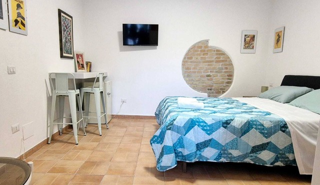Catanzaro Lido, Independent room with outdoor space a few meters from the sea