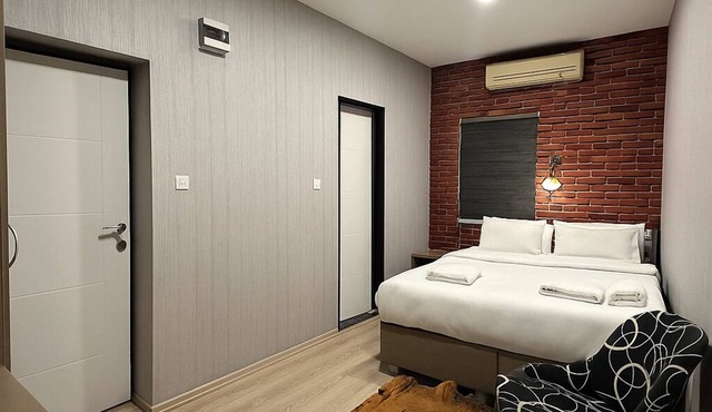 Central Stay