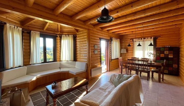 Chalet Klimatia - Όμορφη ξύλινη μεζονέτα με τζάκι