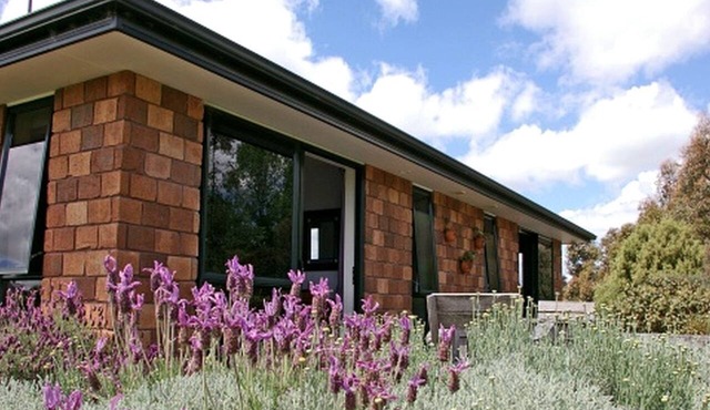 Charming Bed and Breakfast with Therapeutic Spa near Hamilton, North Island