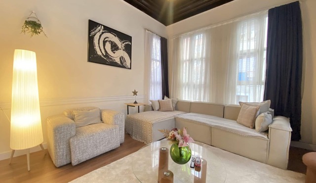 Charming Historic Balat House | 2 Floors 5 BR