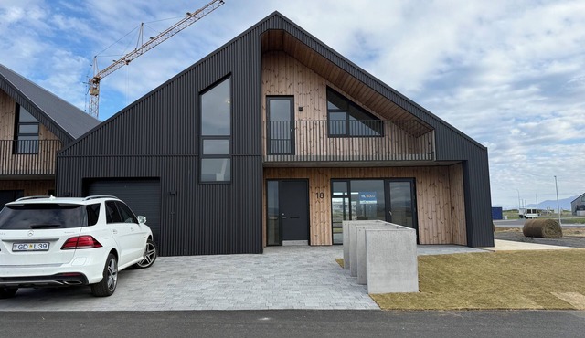 Charming Holiday House in Álftarnes Iceland with Scenic Views