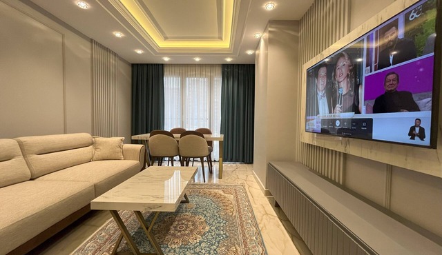 Charming New Living Space next to Istanbul Fisekhane & Marmaray