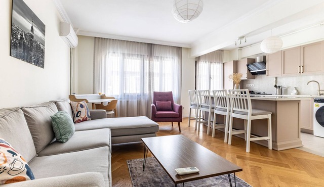 Chic Flat 5 min to Moda Pier