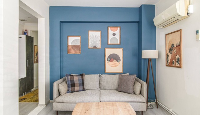 Chic Flat 5 min to Nisantasi and City's Mall