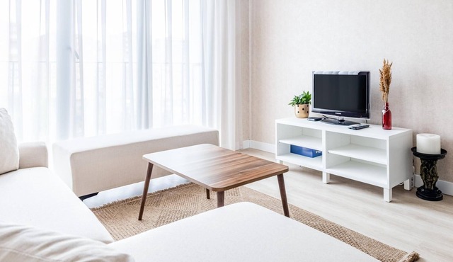 Chic, Modern and Ample Flat near Finance City
