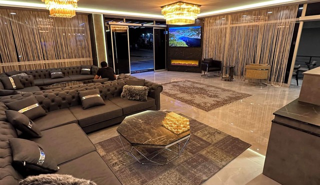 Comfort Point Two Hotel