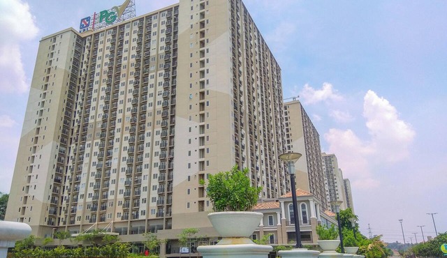 Comfortable And Decent 2Br At Apartment Podomoro Golf View