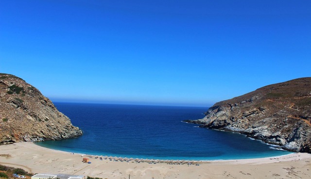 Comfortable house in a quiet area - fantastic sea view.
