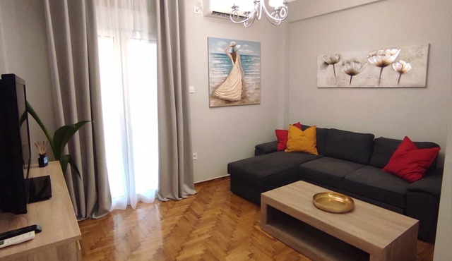 Cozy & Elegant apartment near the center of Athens