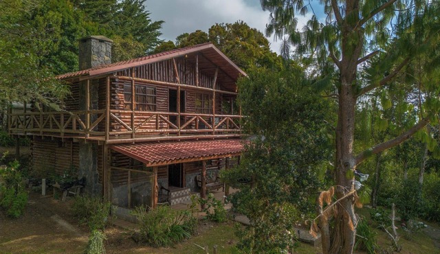 Cozy & Private Cabin, Fully Equipped, Easy Access & Tourist Hotspots.