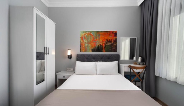 Crown Dream İstanbul Hotel