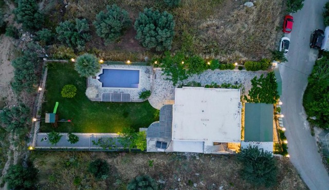 Dafni Villa a place to visit by Rentado