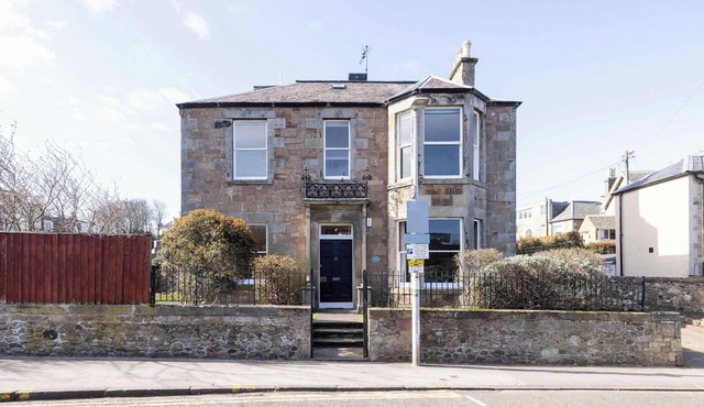 Detached House with Sea Views & Parking