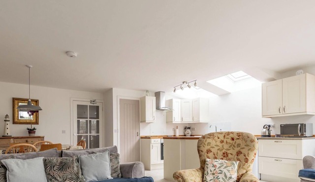 Devon Cottage | Elie