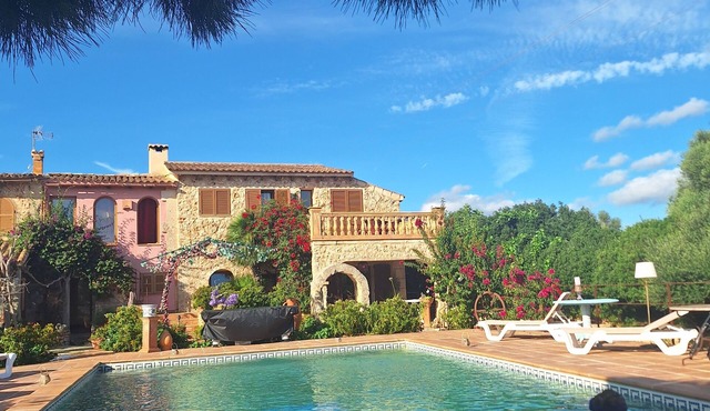 Double room, apartment in a Spanish villa