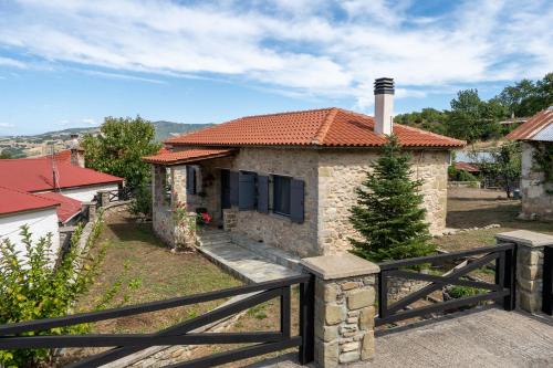 Doukas Village House