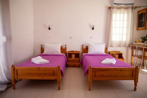 Fay's Studios Leros