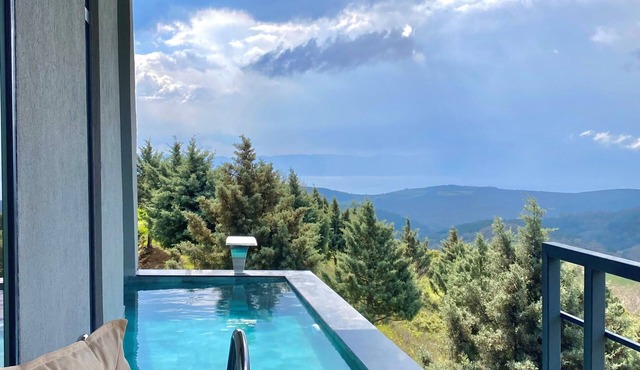 Feradis Resort