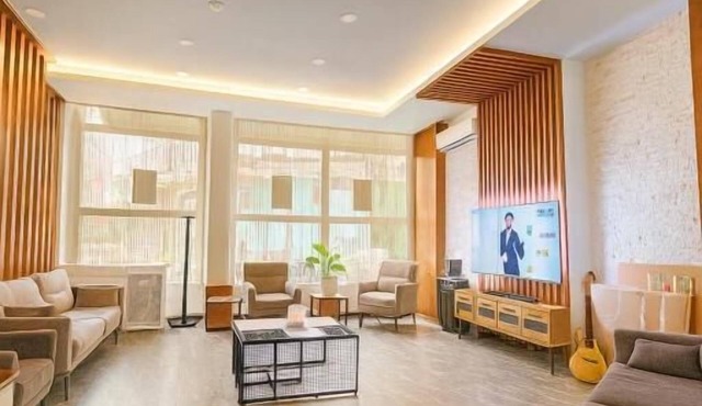 Ferah Hotel