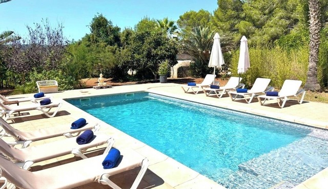 Finca house with private pool and surrounded by nature in the north of Ibiza