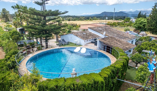 Finca with pool Can Pintat in Mallorca