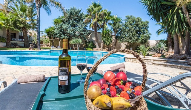 Gual house with private pool
